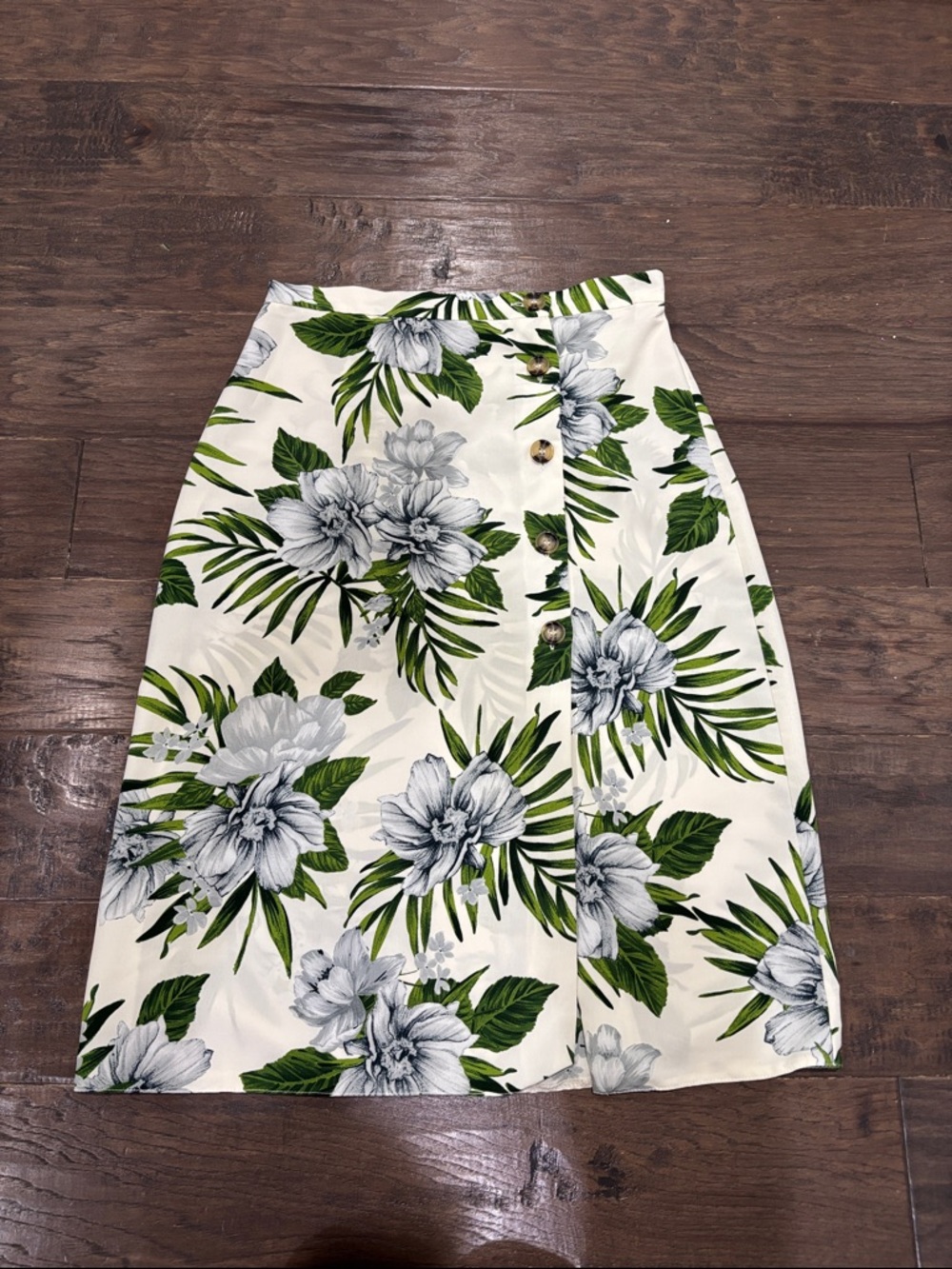 Primark Floral Wrap-Front A-Line midi Skirt in White and Green